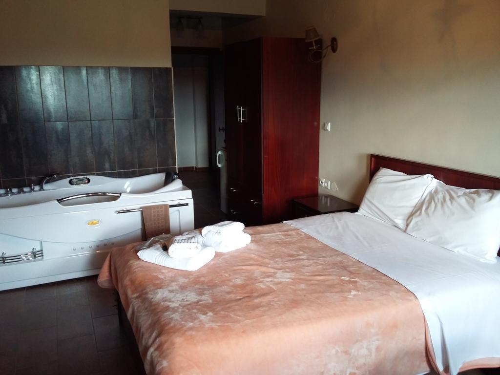Voreas Hotel Като-Лутраки Номер фото